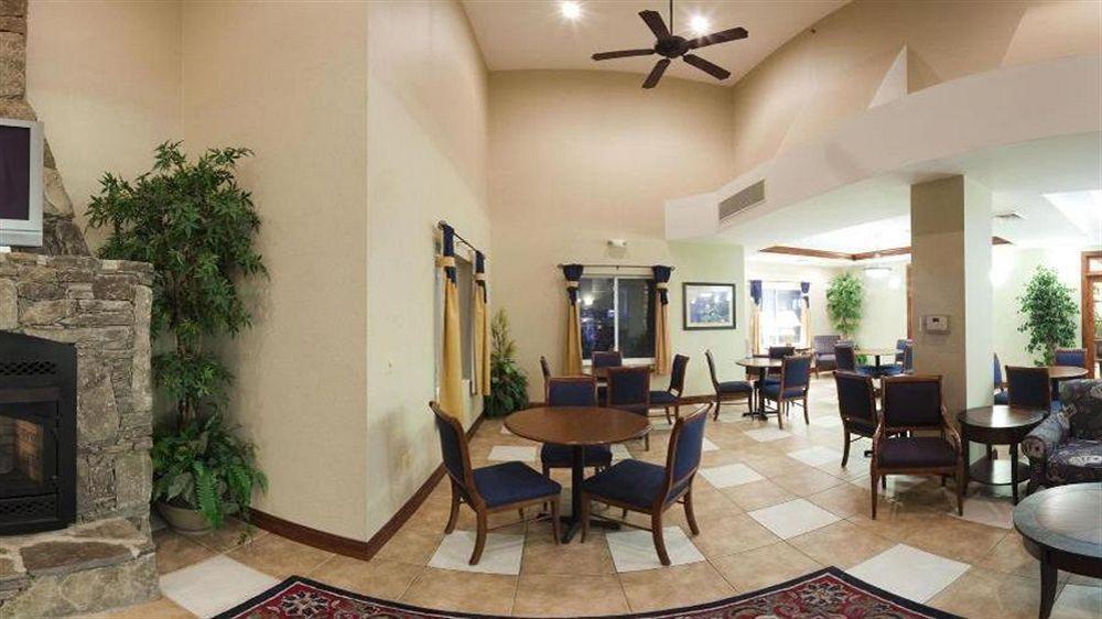 Holiday Inn Express Hotel & Suites Cherokee-Casino By Ihg Εξωτερικό φωτογραφία