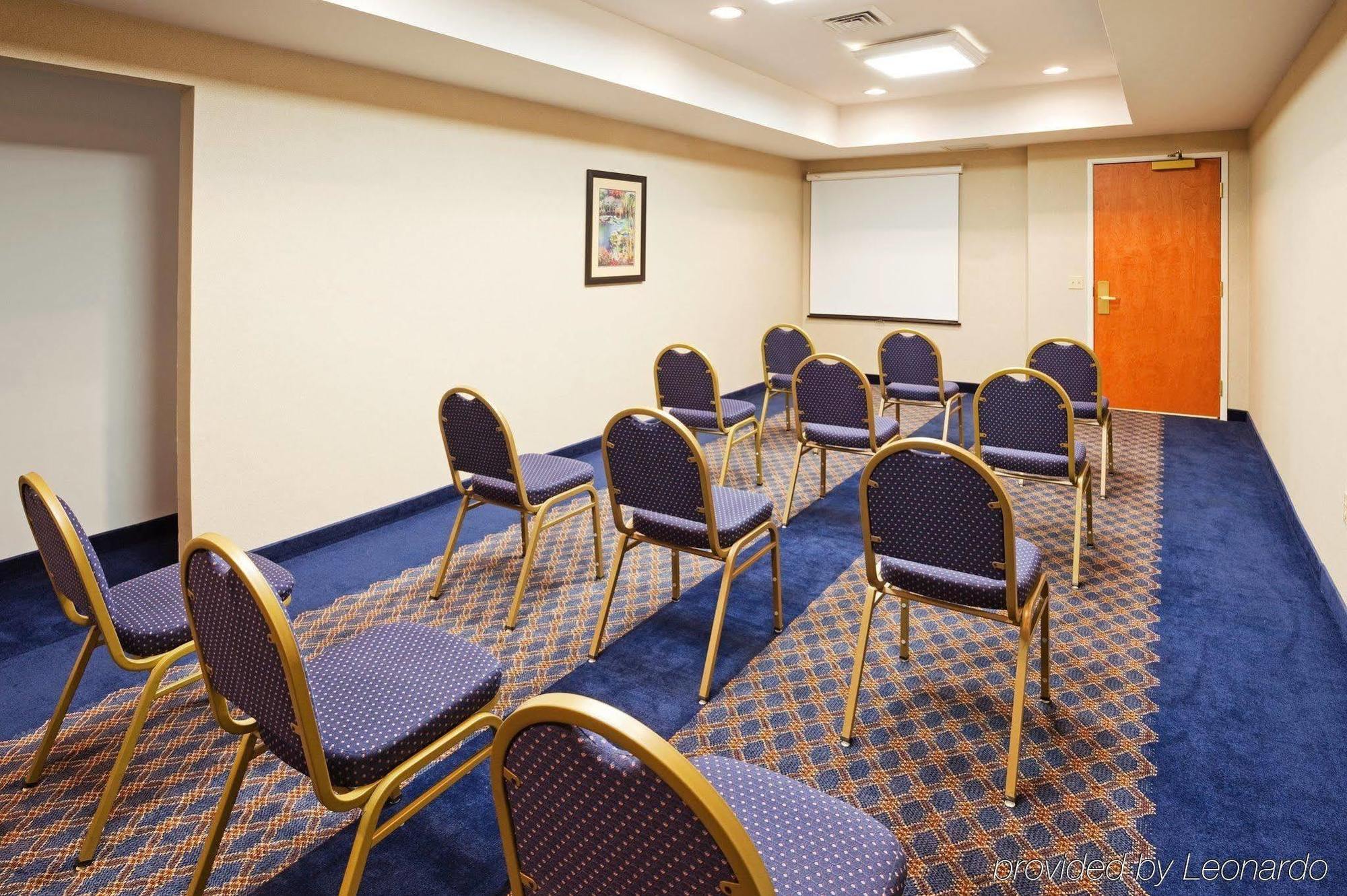 Holiday Inn Express Hotel & Suites Cherokee-Casino By Ihg Εξωτερικό φωτογραφία